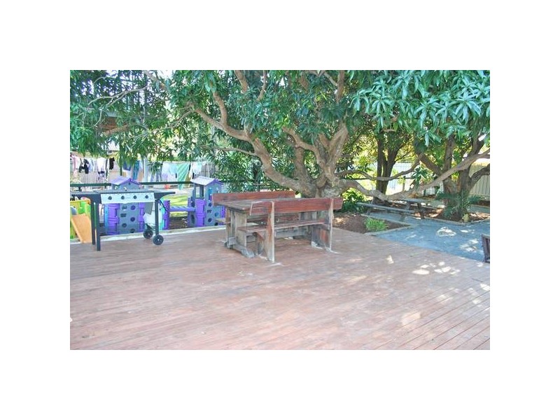 93 Fifth Ave, Palm Beach QLD 4221