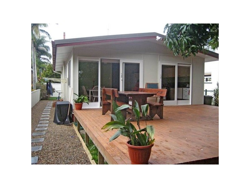 93 Fifth Ave, Palm Beach QLD 4221