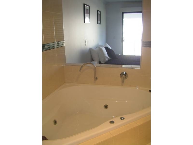 2/3 Cedar Court, Burleigh Heads QLD 4220