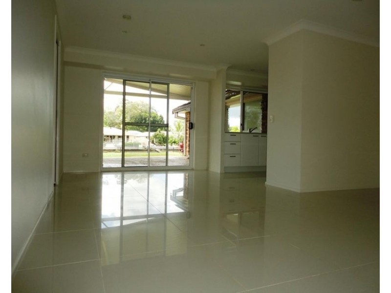 10 Chown Aveune, Currumbin Waters QLD 4223