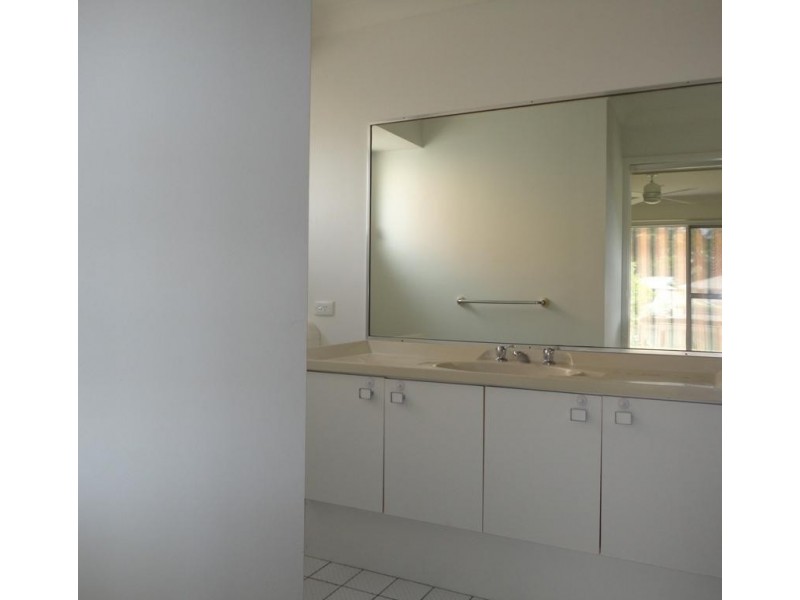 10 Chown Aveune, Currumbin Waters QLD 4223