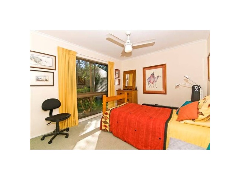9 Araucaria Way, Elanora QLD 4221