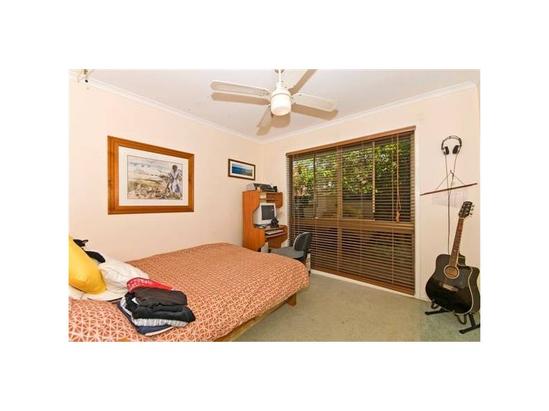 9 Araucaria Way, Elanora QLD 4221