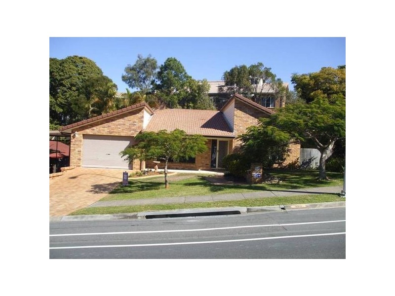 100 K P McGrath Drive, Elanora QLD 4221