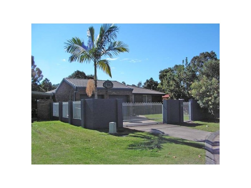 24 Almond Court, Elanora QLD 4221