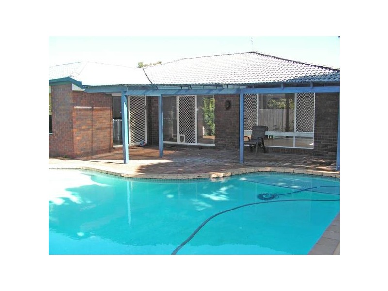 24 Almond Court, Elanora QLD 4221