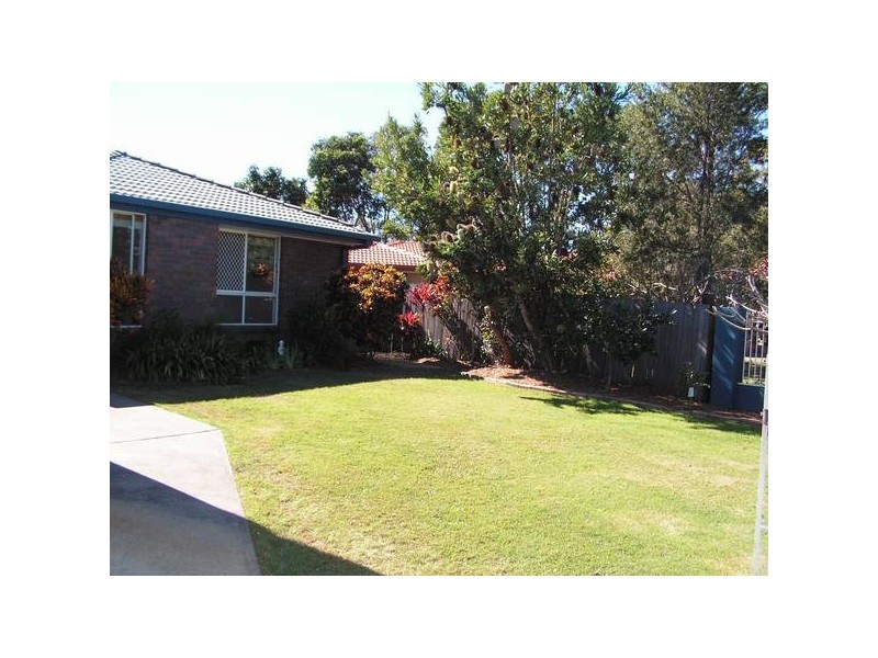 24 Almond Court, Elanora QLD 4221