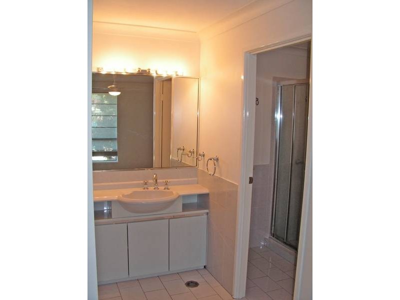 24 Almond Court, Elanora QLD 4221