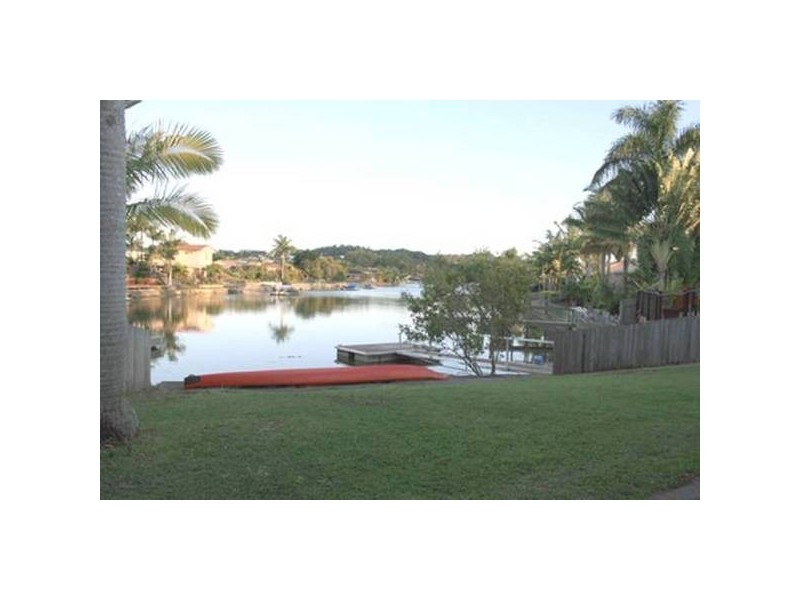 2 Harris Ct, Currumbin Waters QLD 4223