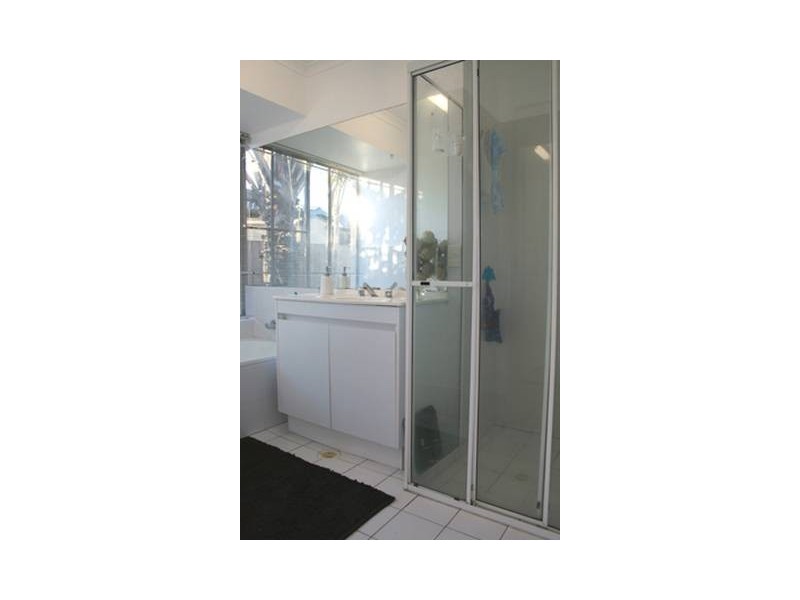 2 Harris Ct, Currumbin Waters QLD 4223