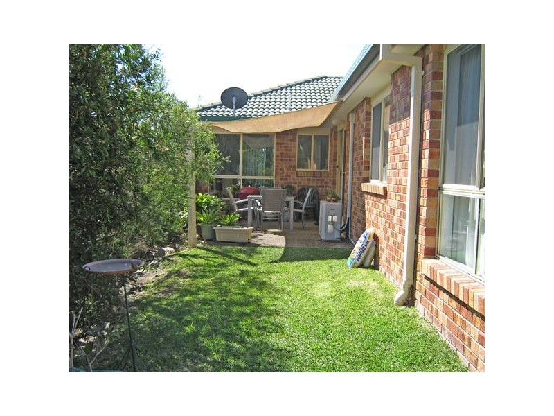 37 Tipuana Drive, Elanora QLD 4221
