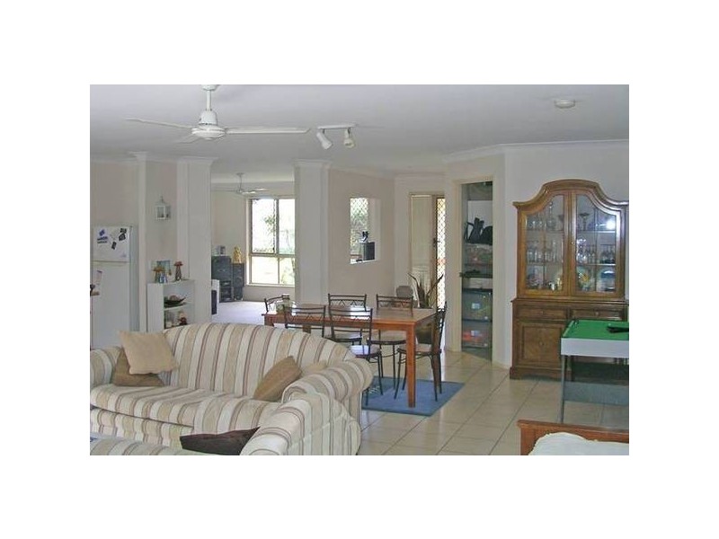 37 Leopard Ave, Elanora QLD 4221