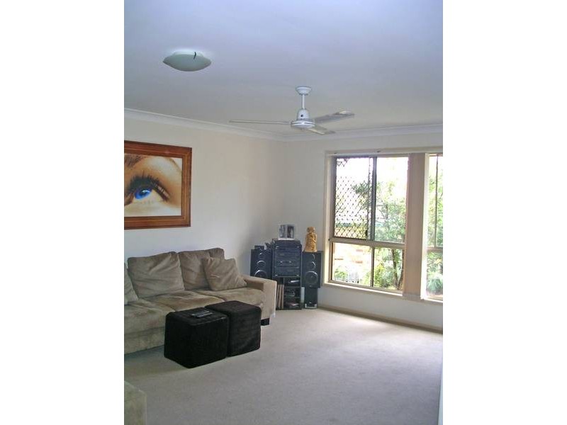 37 Leopard Ave, Elanora QLD 4221