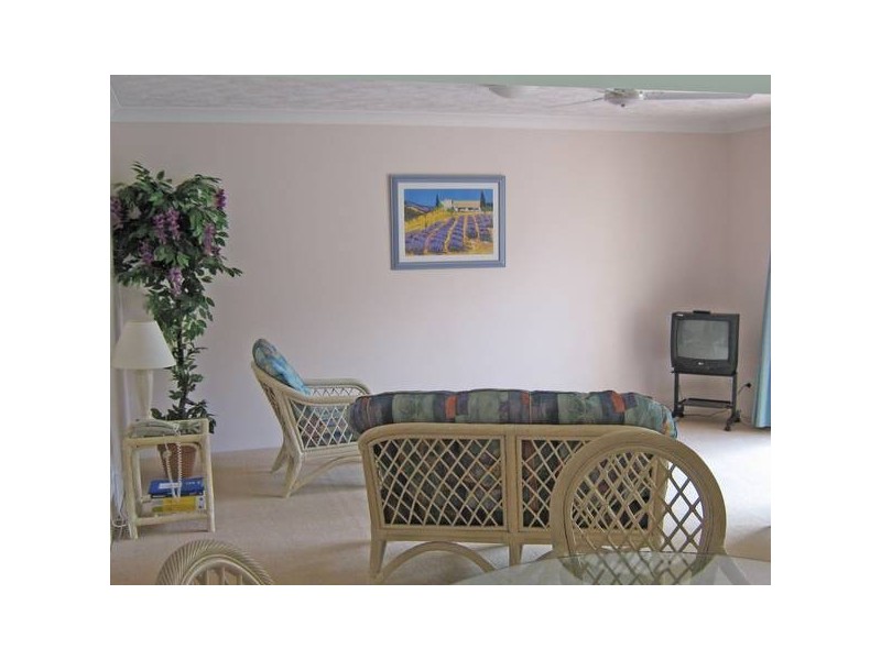 12/16 Djerral Ave, Burleigh Heads QLD 4220