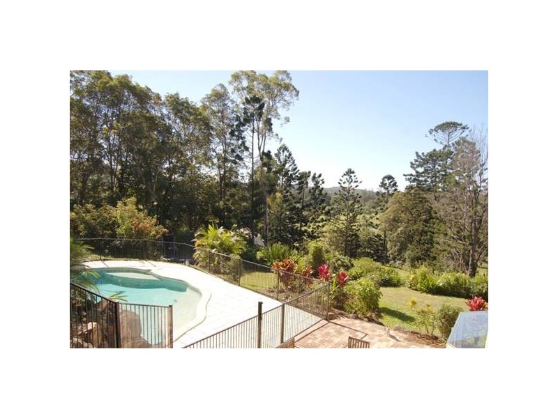 2 Dermott Place, Tallebudgera QLD 4228