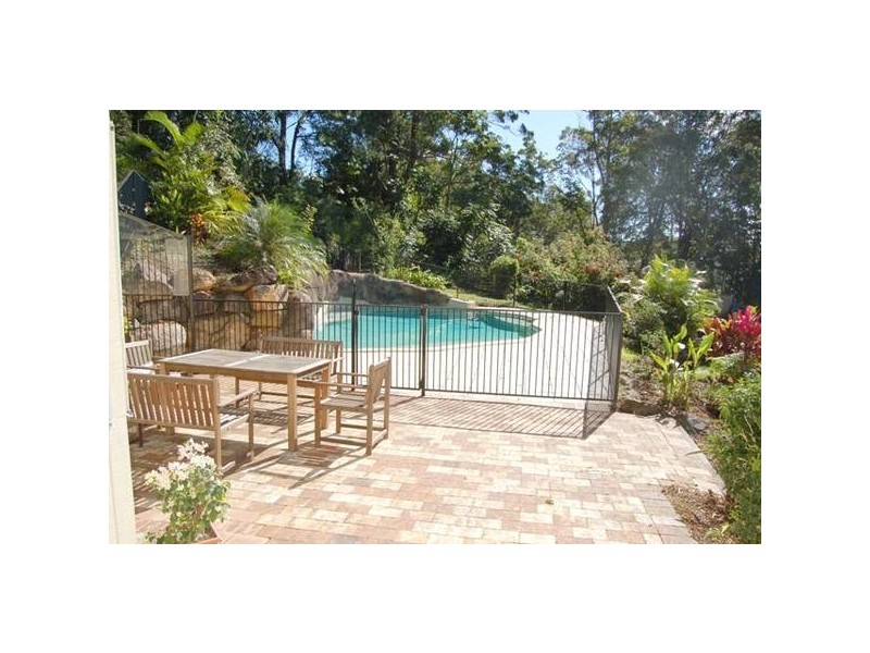 2 Dermott Place, Tallebudgera QLD 4228