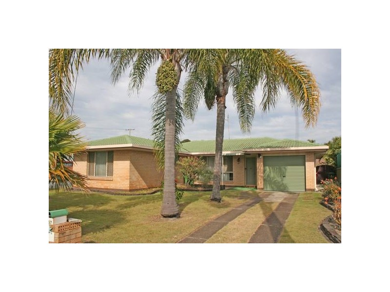 67 Mallawa Drive, Palm Beach QLD 4221