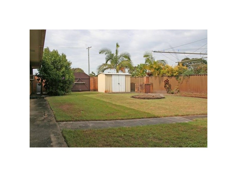 67 Mallawa Drive, Palm Beach QLD 4221