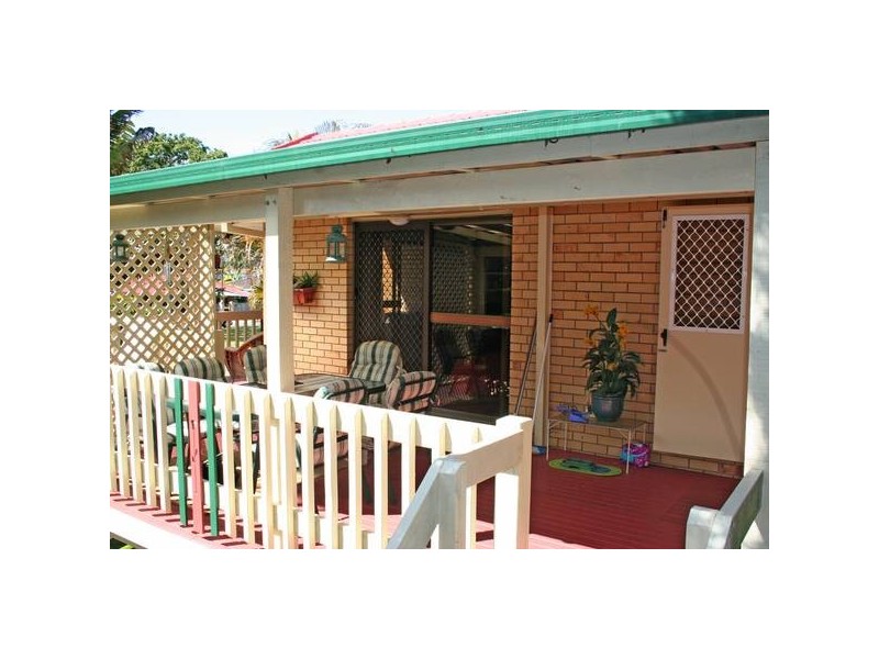 19 Myrtle Court, Palm Beach QLD 4221