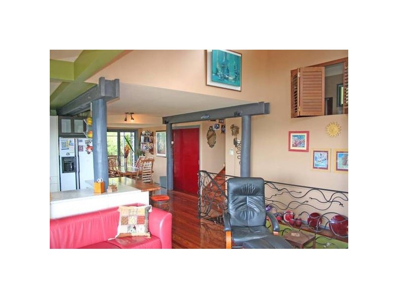 10 Chidlow Court, Elanora QLD 4221