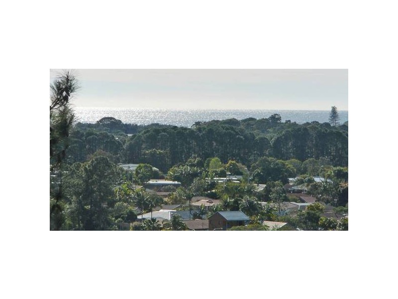 10 Chidlow Court, Elanora QLD 4221