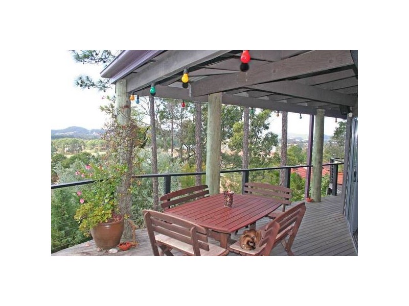 10 Chidlow Court, Elanora QLD 4221