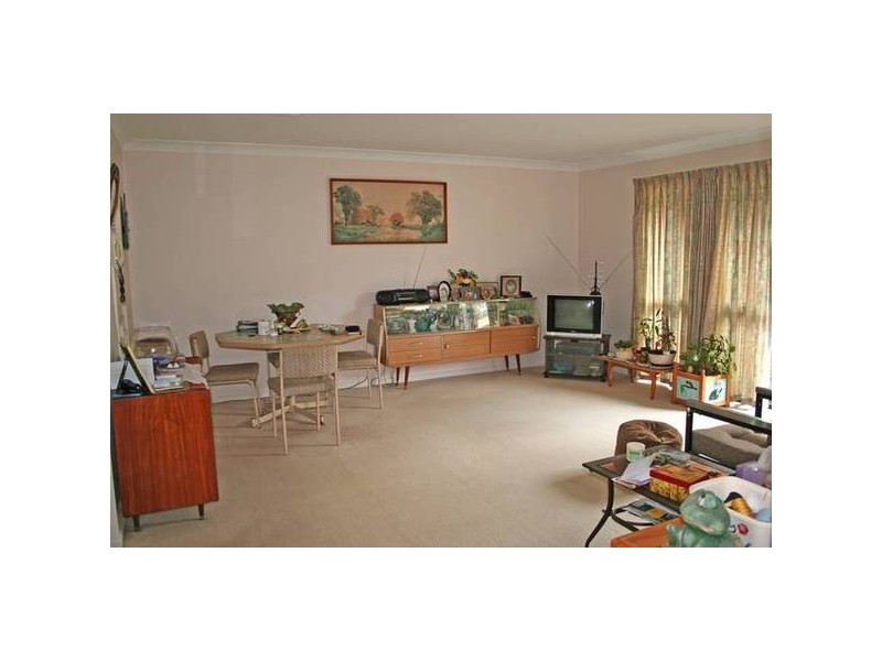 27 Leyte Ave, Palm Beach QLD 4221