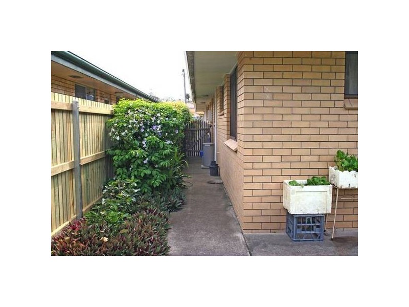 27 Leyte Ave, Palm Beach QLD 4221