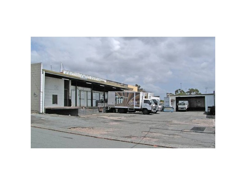 12 Avalon Parade, Miami QLD 4220