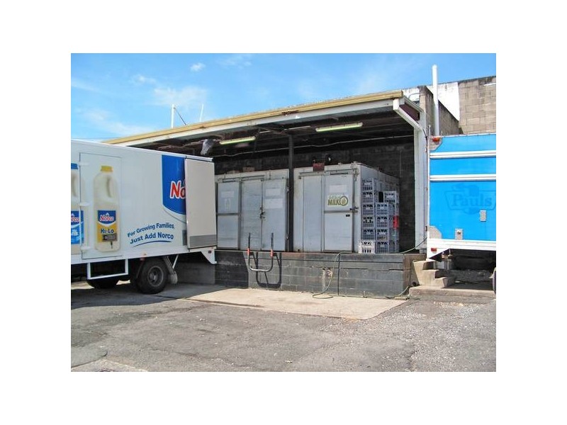 12 Avalon Parade, Miami QLD 4220