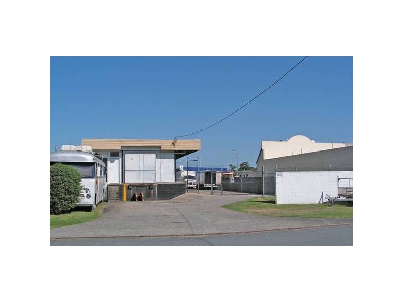 42 Sixth Avenue, Palm Beach QLD 4221