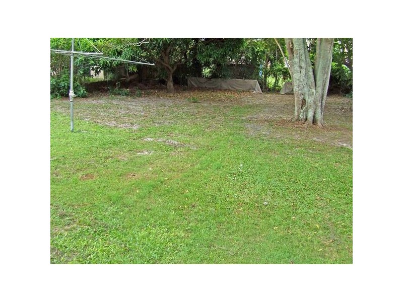 3 Second Avenue, Palm Beach QLD 4221