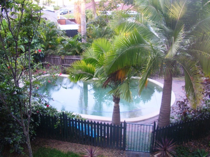 16 Hoffschildt Drive, Currumbin Waters QLD 4223