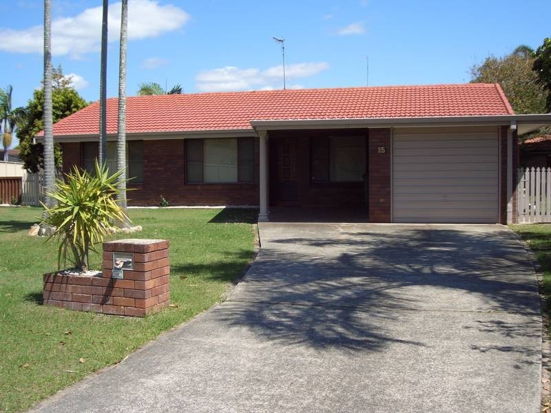 15 Cassia Crt, Palm Beach QLD 4221