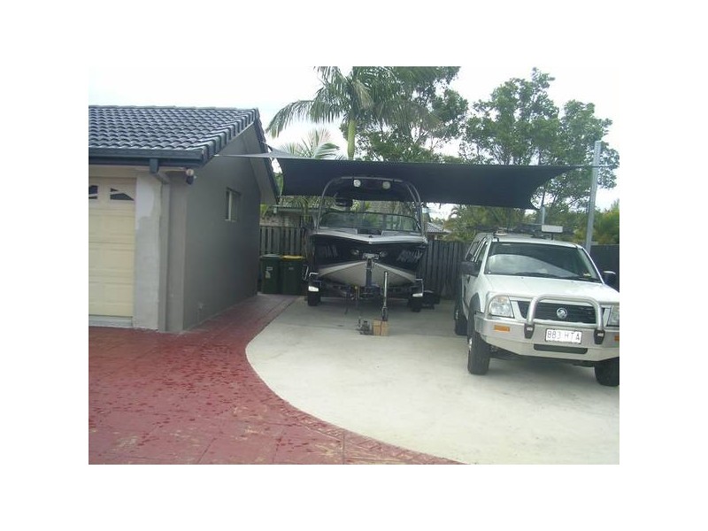 2 Belrose Blvd, Varsity Lakes QLD 4227