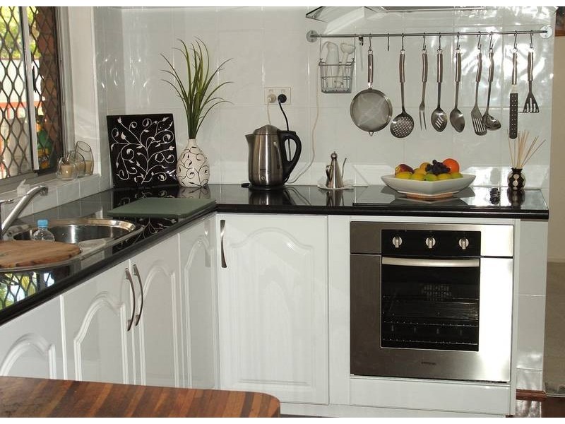 1 Bienvenue Avenue, Currumbin Waters QLD 4223