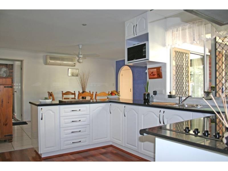 1 Bienvenue Avenue, Currumbin Waters QLD 4223