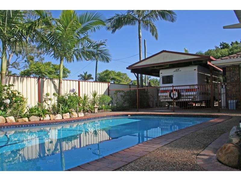 1 Bienvenue Avenue, Currumbin Waters QLD 4223