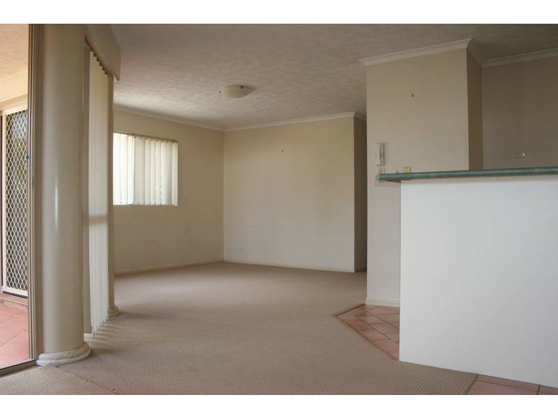 6/1260 Gold Coast Hwy, Palm Beach QLD 4221