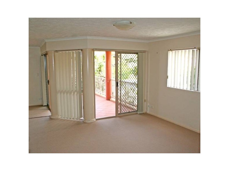 6/1260 Gold Coast Hwy, Palm Beach QLD 4221