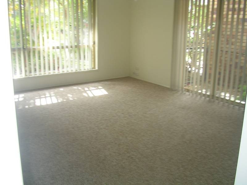 29 Southlake Drive, Varsity Lakes QLD 4227