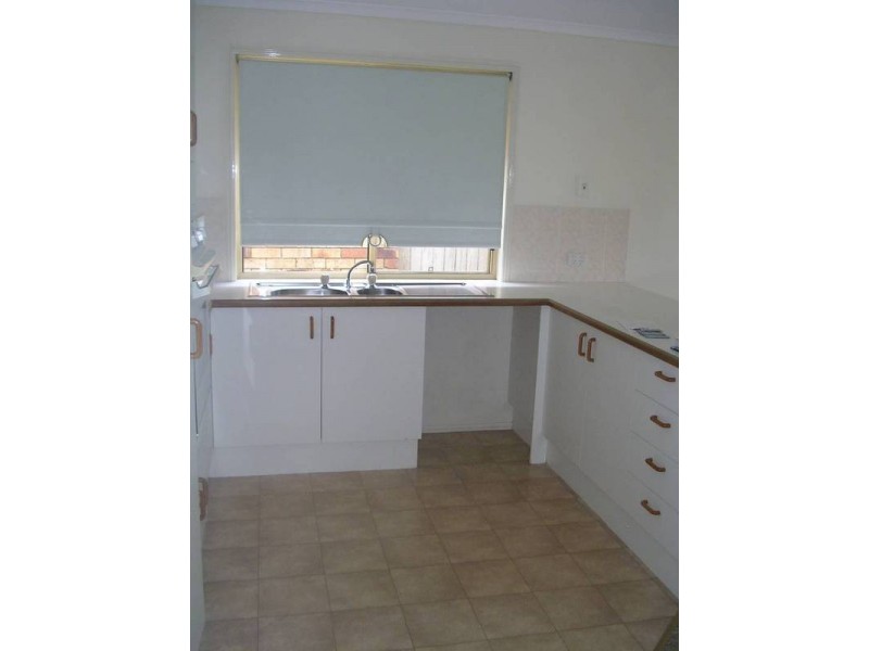29 Southlake Drive, Varsity Lakes QLD 4227
