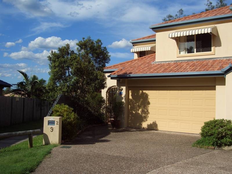 2/9 Wuruma Court, Elanora QLD 4221