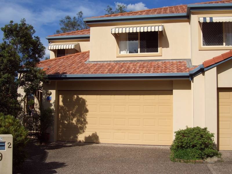 2/9 Wuruma Court, Elanora QLD 4221