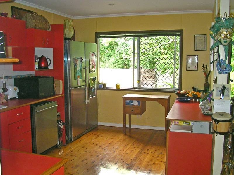 5 Waikiki Avenue, Palm Beach QLD 4221