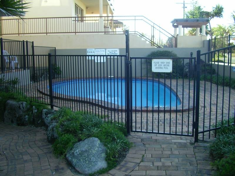 2/26 Albatross Ave, Mermaid Beach QLD 4218