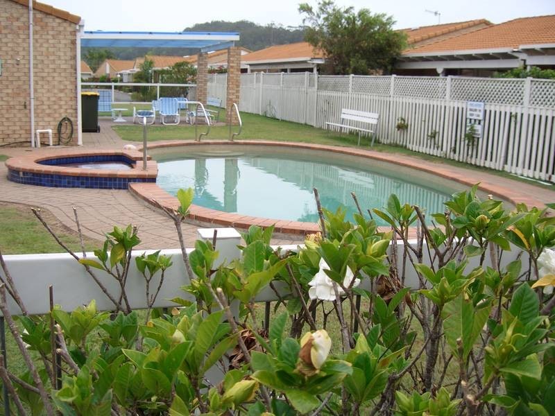 55/154 ‘The Meadows’ Currumbin Creek Road, Currumbin Waters QLD 4223