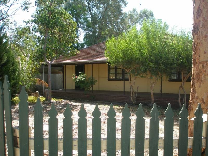 89 Hutt Street, Northam WA 6401