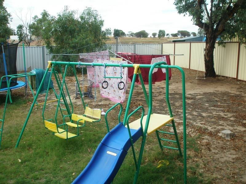 16 Martin Street, Northam WA 6401