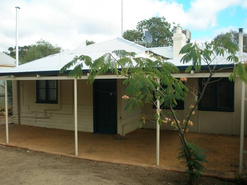 161 Wellington Street, Northam WA 6401